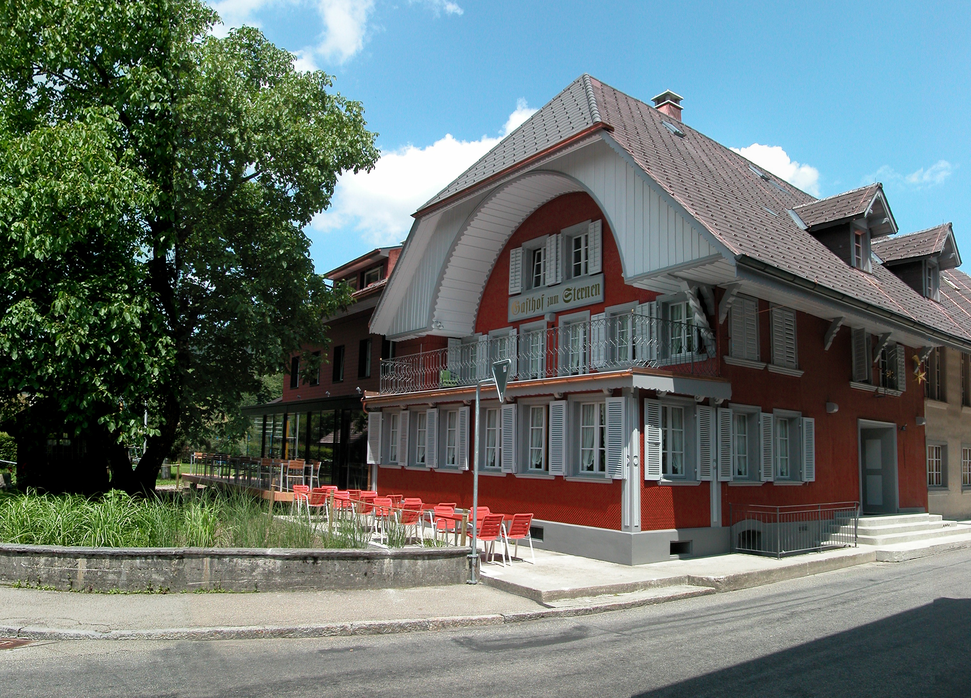 rollimarchini AG, Architekten Bern, Architektur, Umbau, Restaurant Sternen, Trub, Wohnen, Restaurant