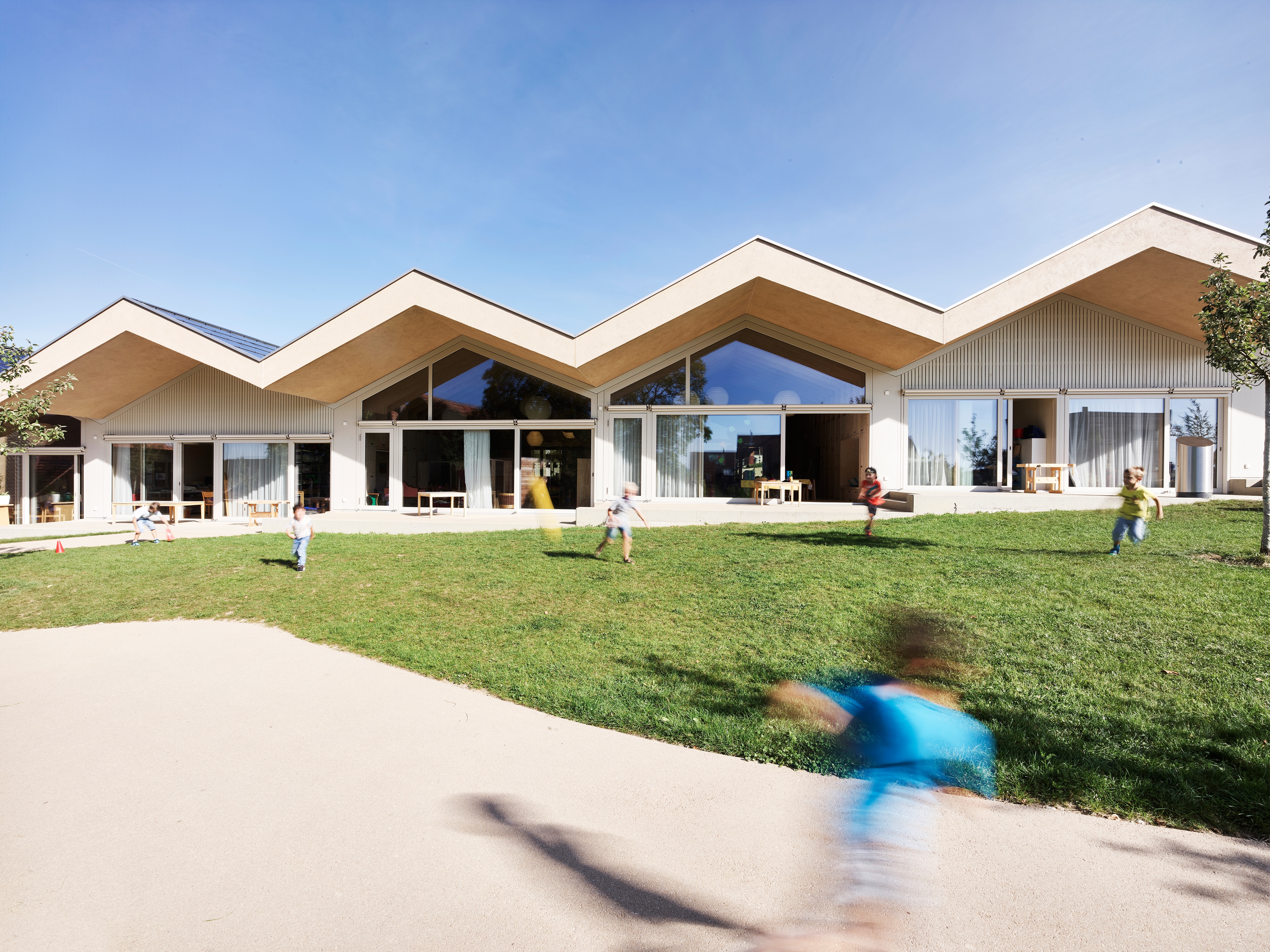 rollimarchini AG, Architekten Bern, Architektur, Erweiterungsneubau Kindergärten und Schulräume in Ins, Wettbewerb, Neubau, Bildung, Schule, Kindergarten