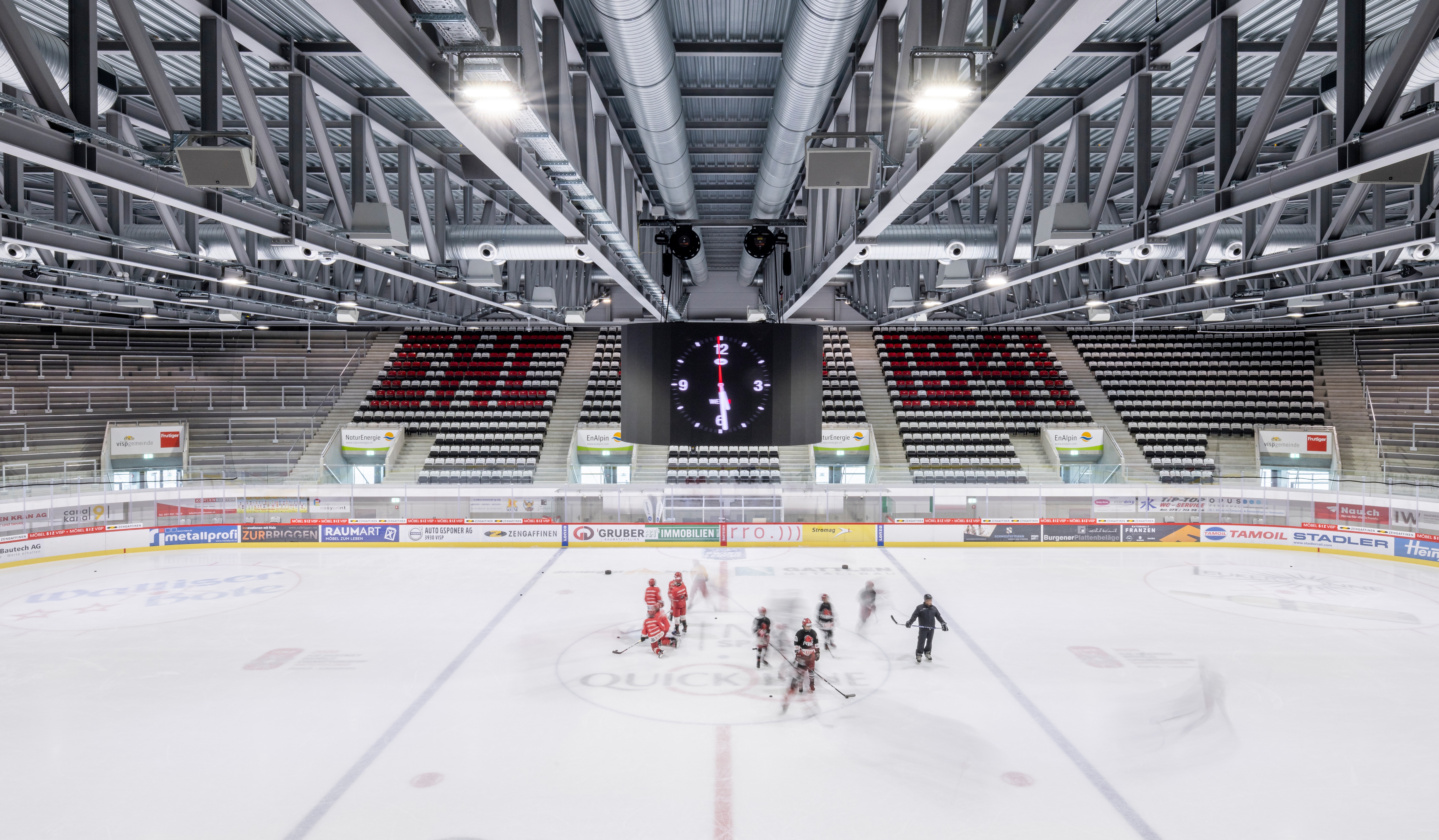 rollimarchini AG, Architektur, Architekturbüro, Architekturbüro Bern, Architekten Bern, Neubau, Lonza Arena Visp, Wallis, Eishockey, Eis- und Eventhalle für 5000 Zuschauer, ausgezeichnet mit bestarchitects award 21