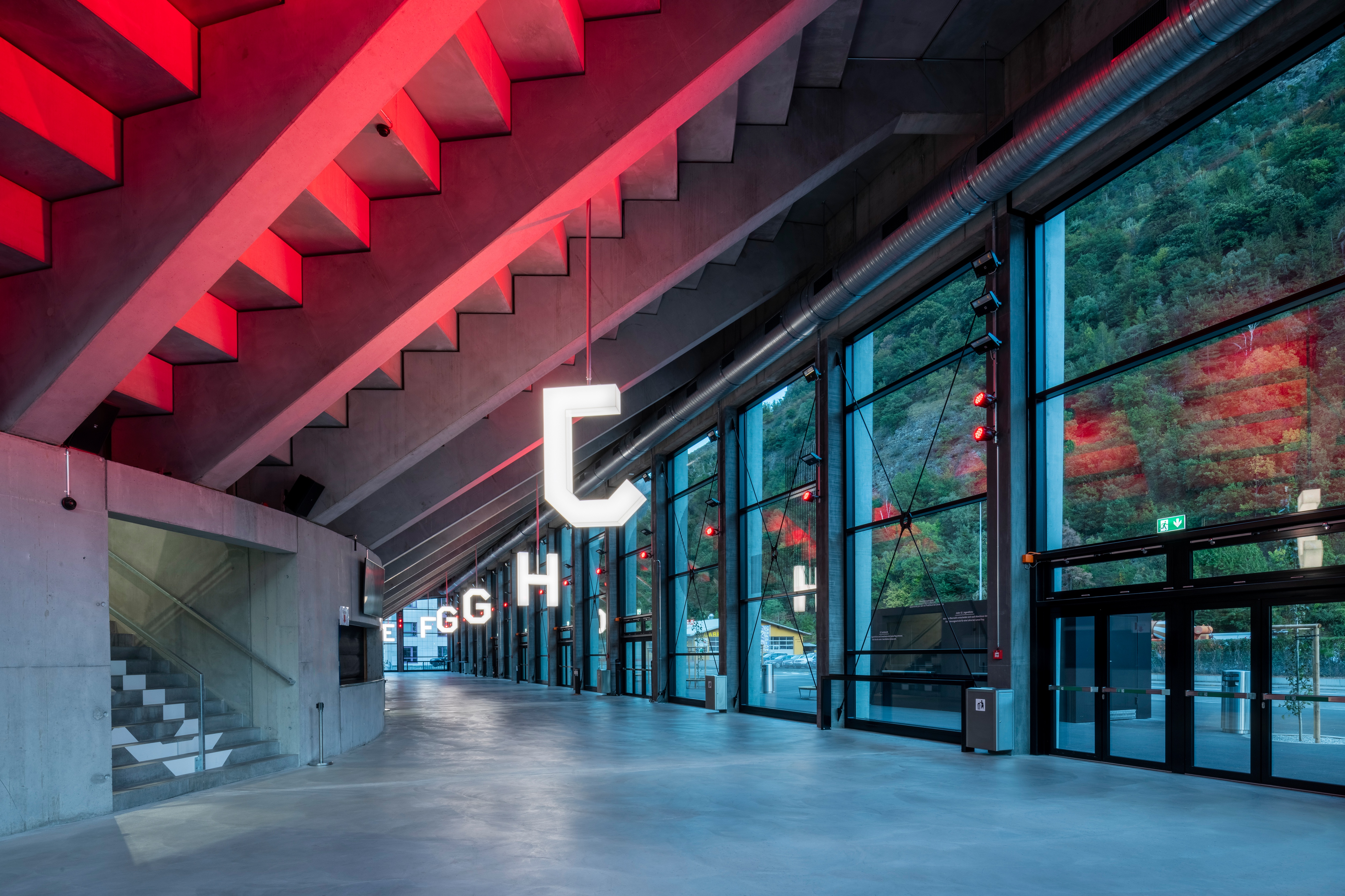 rollimarchini AG, Architektur, Architekturbüro, Architekturbüro Bern, Architekten Bern, Neubau, Lonza Arena Visp, Wallis, Eishockey, Eis- und Eventhalle für 5000 Zuschauer, ausgezeichnet mit bestarchitects award 21