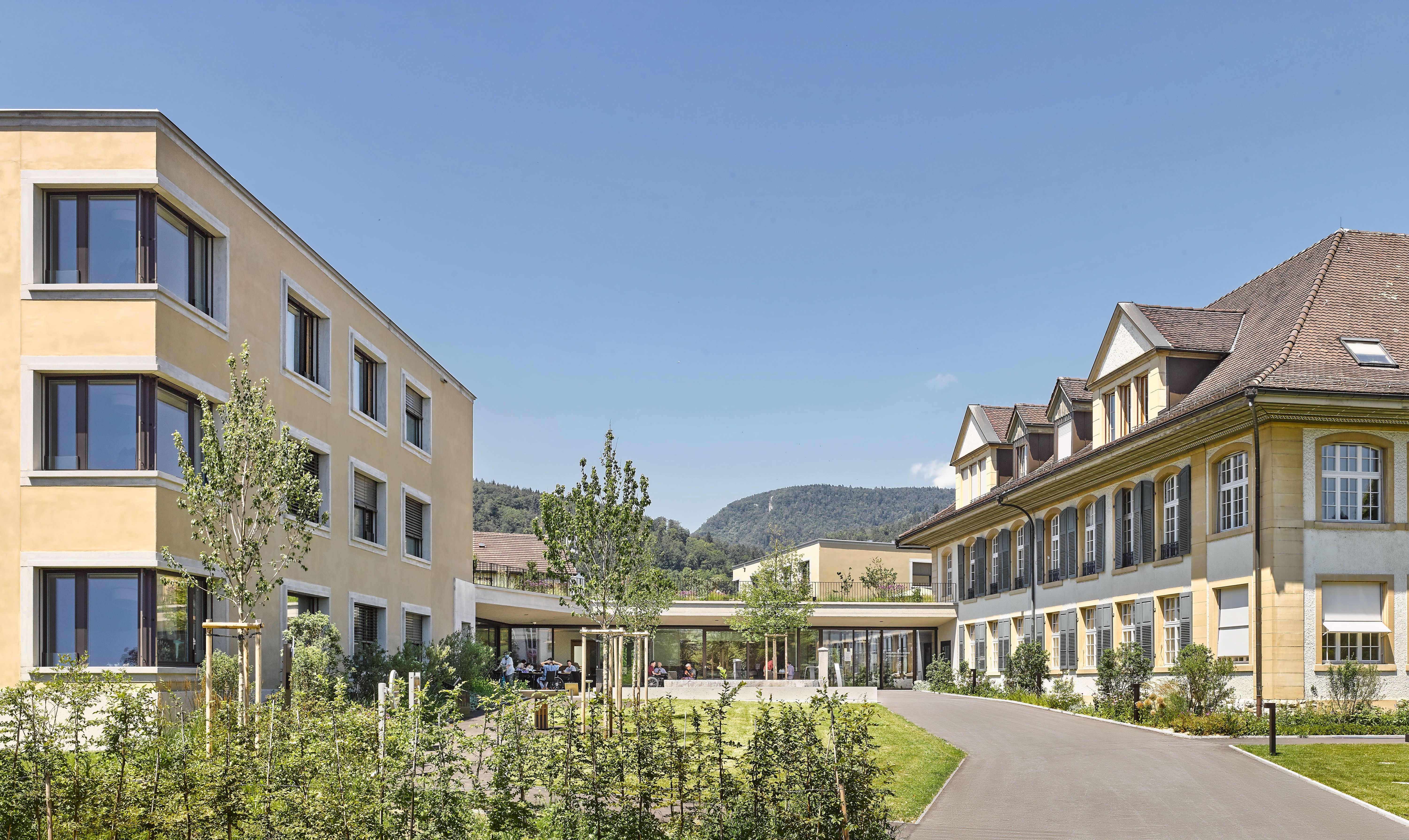 rollimarchini AG, Architektur, Architekturbüro, Architekturbüro Bern, Architekten Bern, Architektur, Erweiterung Pflegeheim Schlössli, Biel, Denkmalschutz, Wettbewerb, Umbau, Neubau, Gesundheit, Restaurant